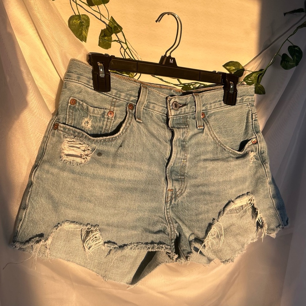 Levi’s 501 shorts